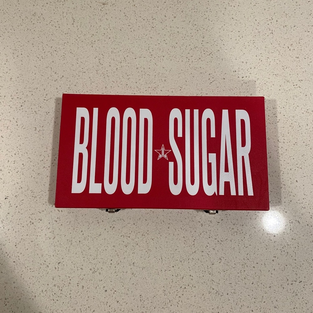 Blood Sugar Jeffree Star eyeshadow palate